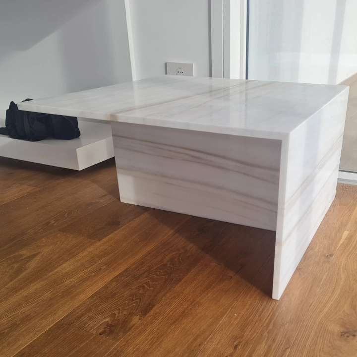 Bianco Lasa Couchtisch